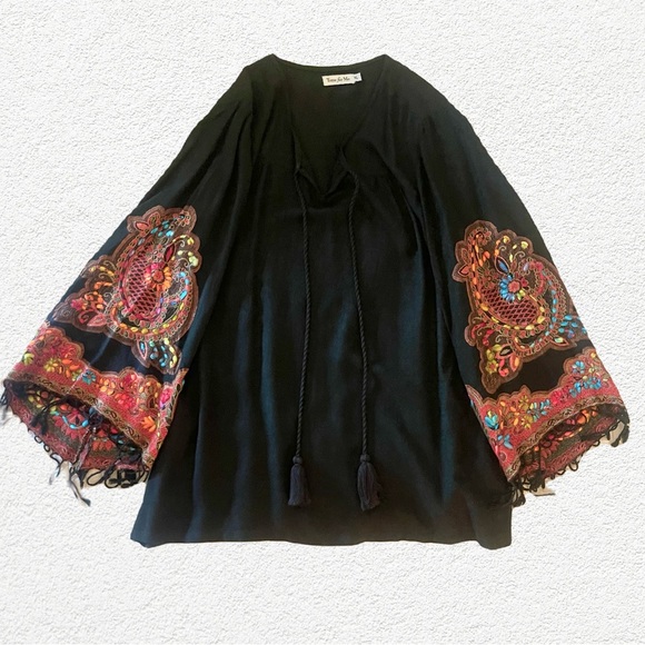 Black multi colored boho style tunic top - Picture 1 of 7